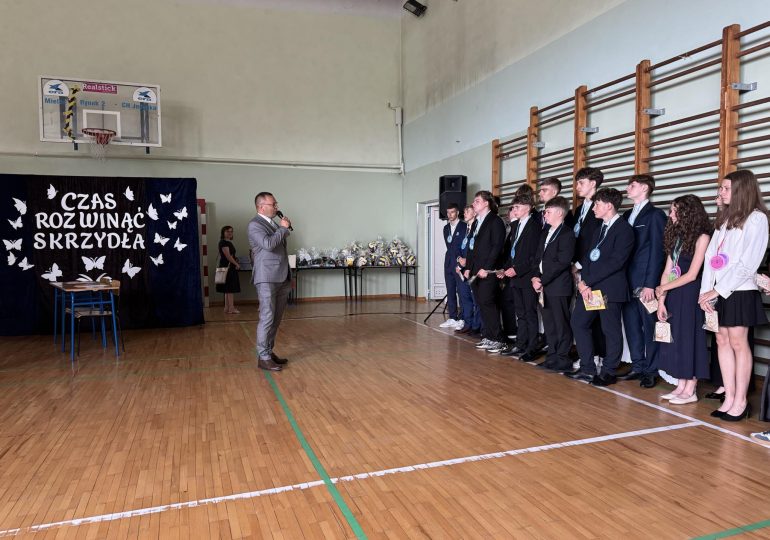 Zakończenie roku szkolnego w Szkole Podstawowej w Gawłuszowicach