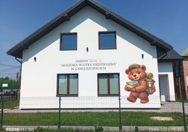 Informacja o  zakończeniu realizacji inwestycji pn. „Utworzenie Gminnego Żłobka Akademia Wojtka Niedźwiadka w Gawłuszowicach”.